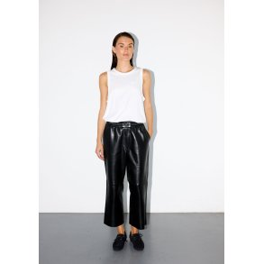 CHERRY TANK TOP WHITE