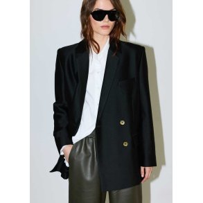SUTTON BLAZER
