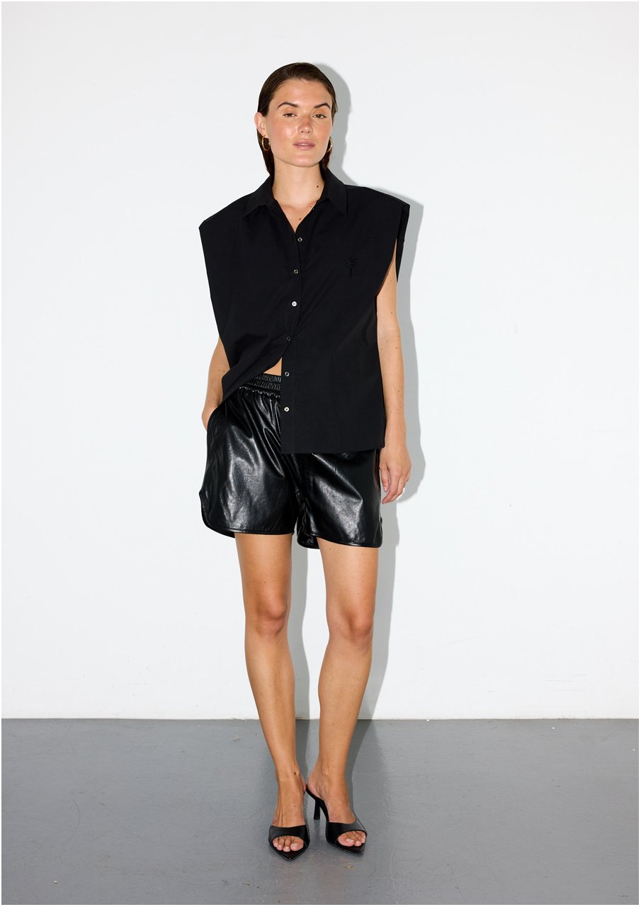 ASHER LEATHER SHORTS BLACK