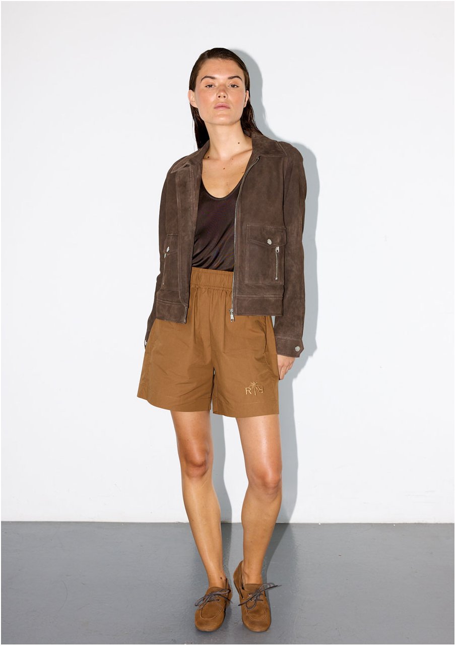 KURI SHORTS BROWN