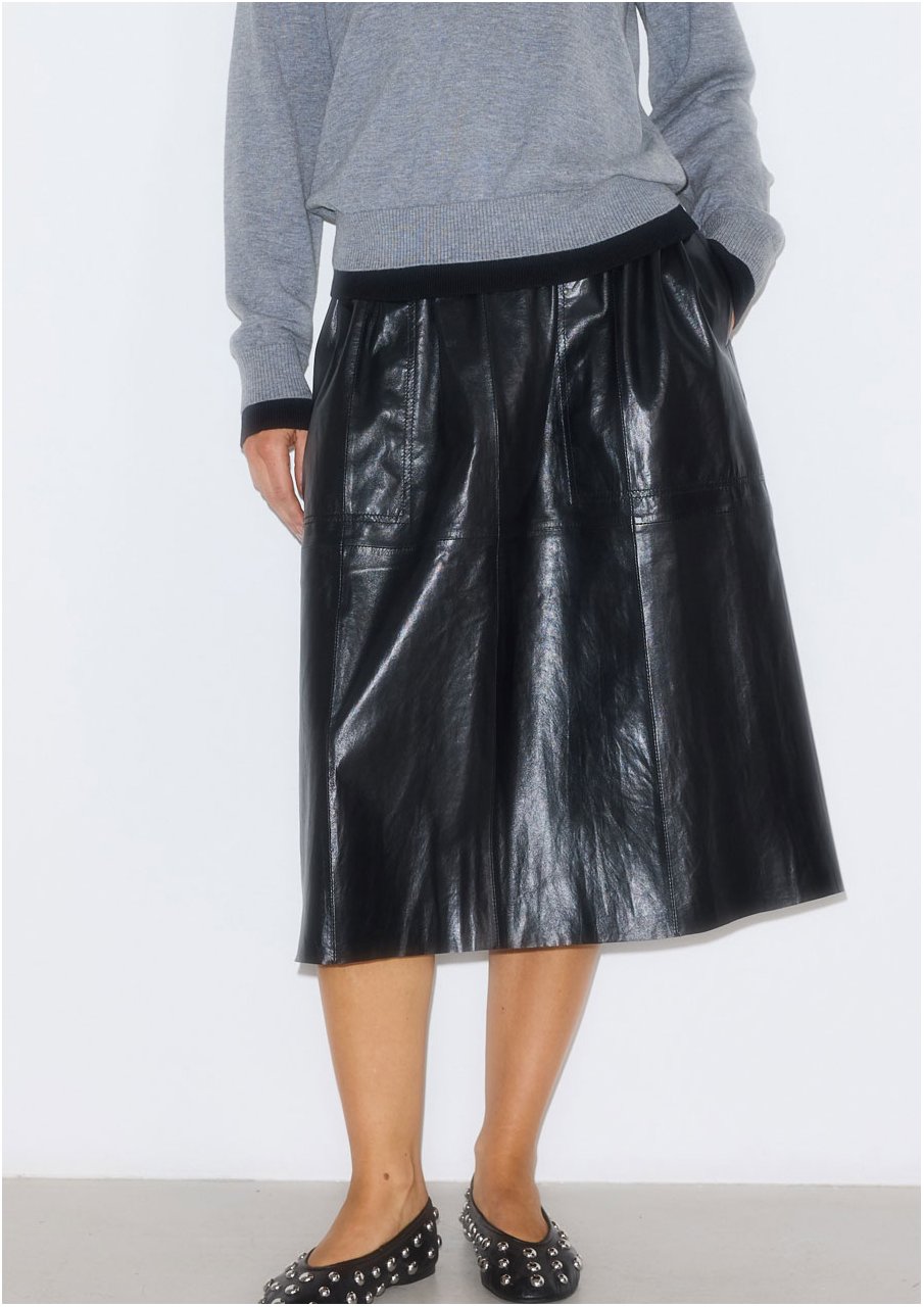 GIVENS LEATHER SKIRT